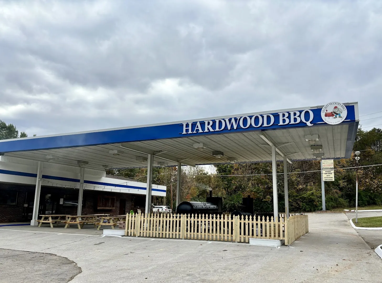 HardWood BBQ